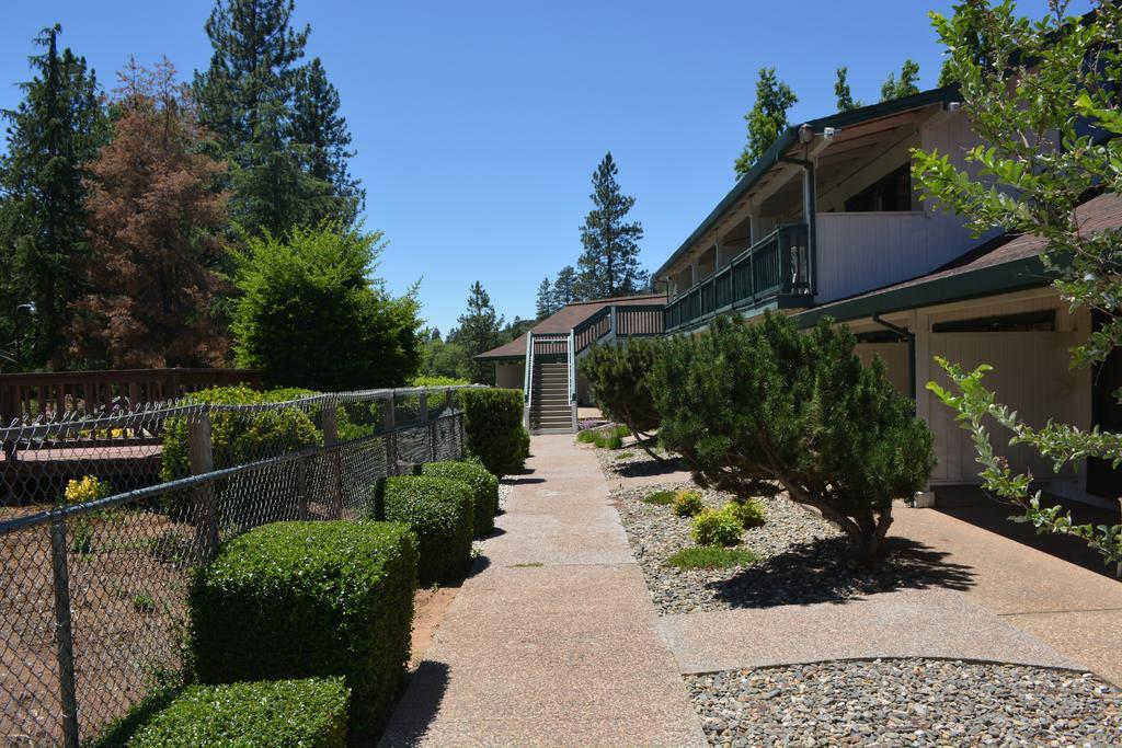 Pioneer Inn & Suites Volcano Exteriér fotografie