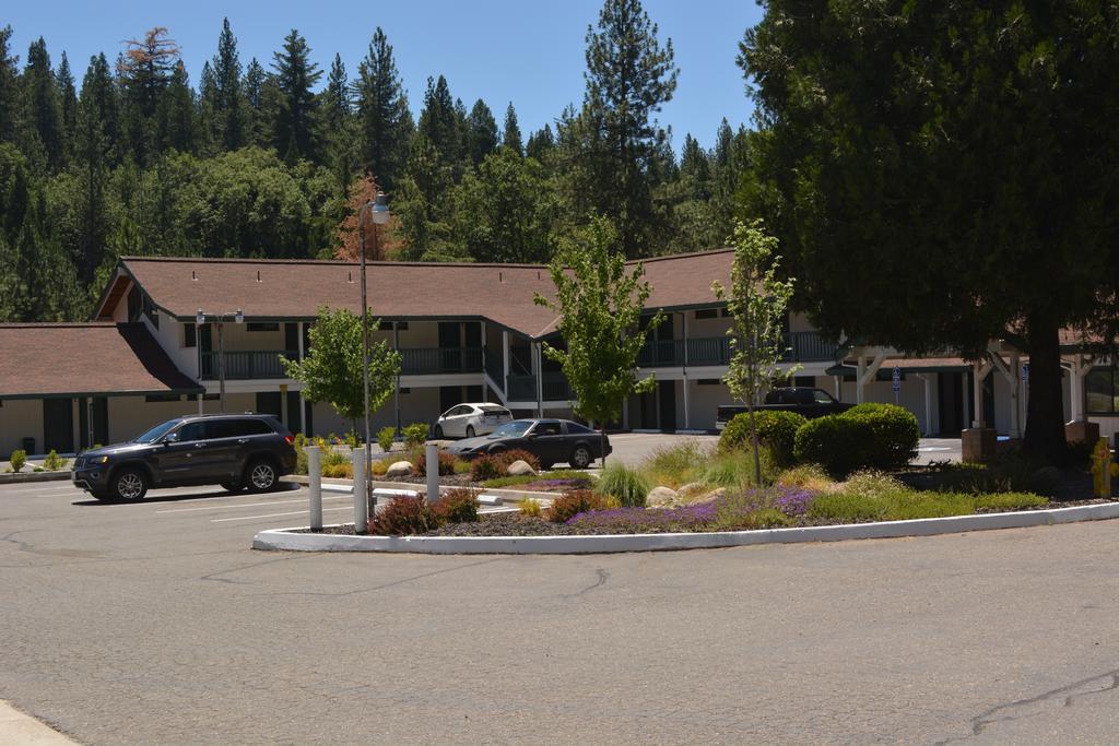 Pioneer Inn & Suites Volcano Exteriér fotografie