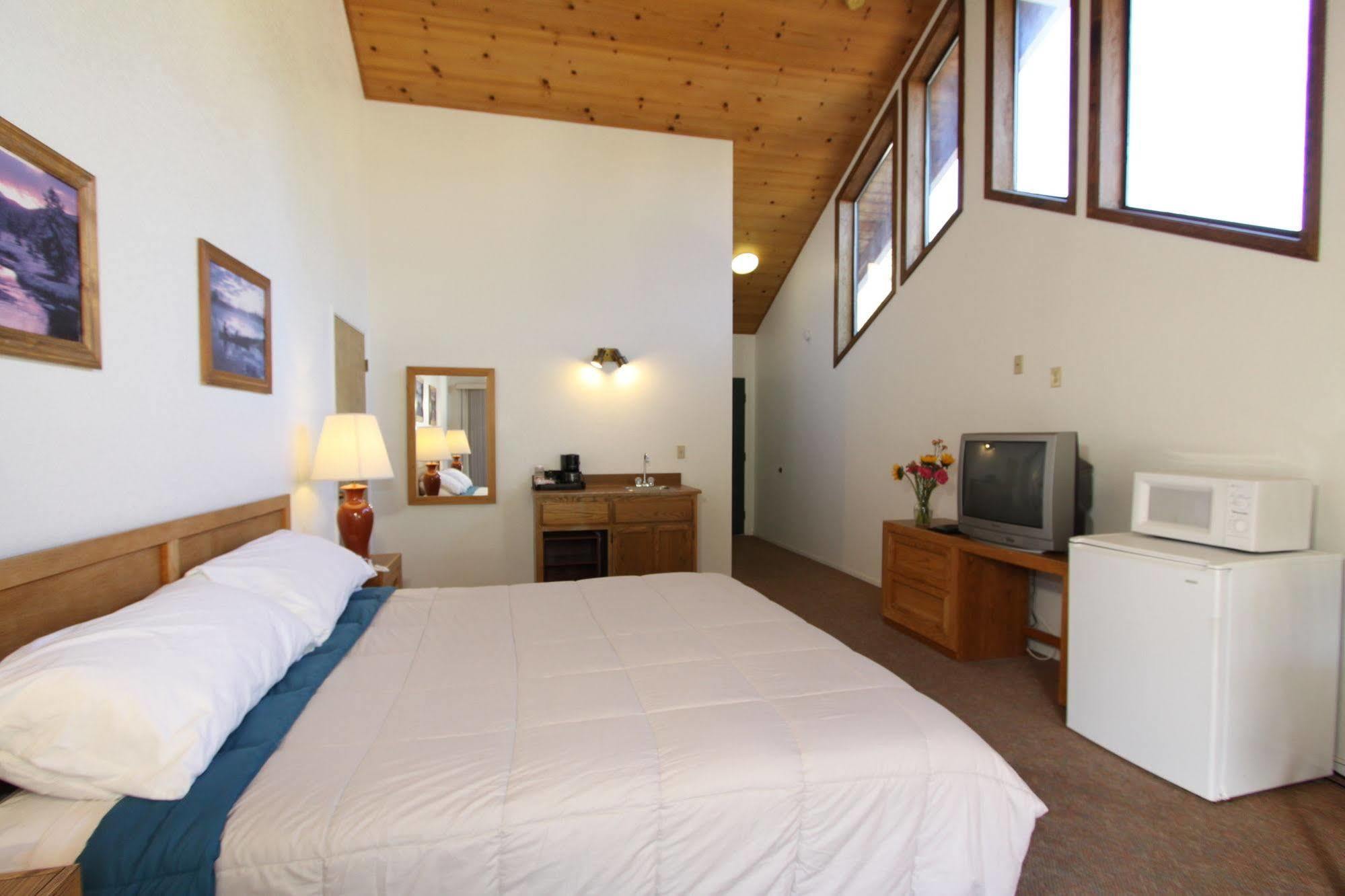 Pioneer Inn & Suites Volcano Exteriér fotografie